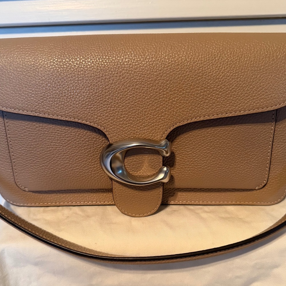 Coach Tabby 26 shoulder bag in light taupe
